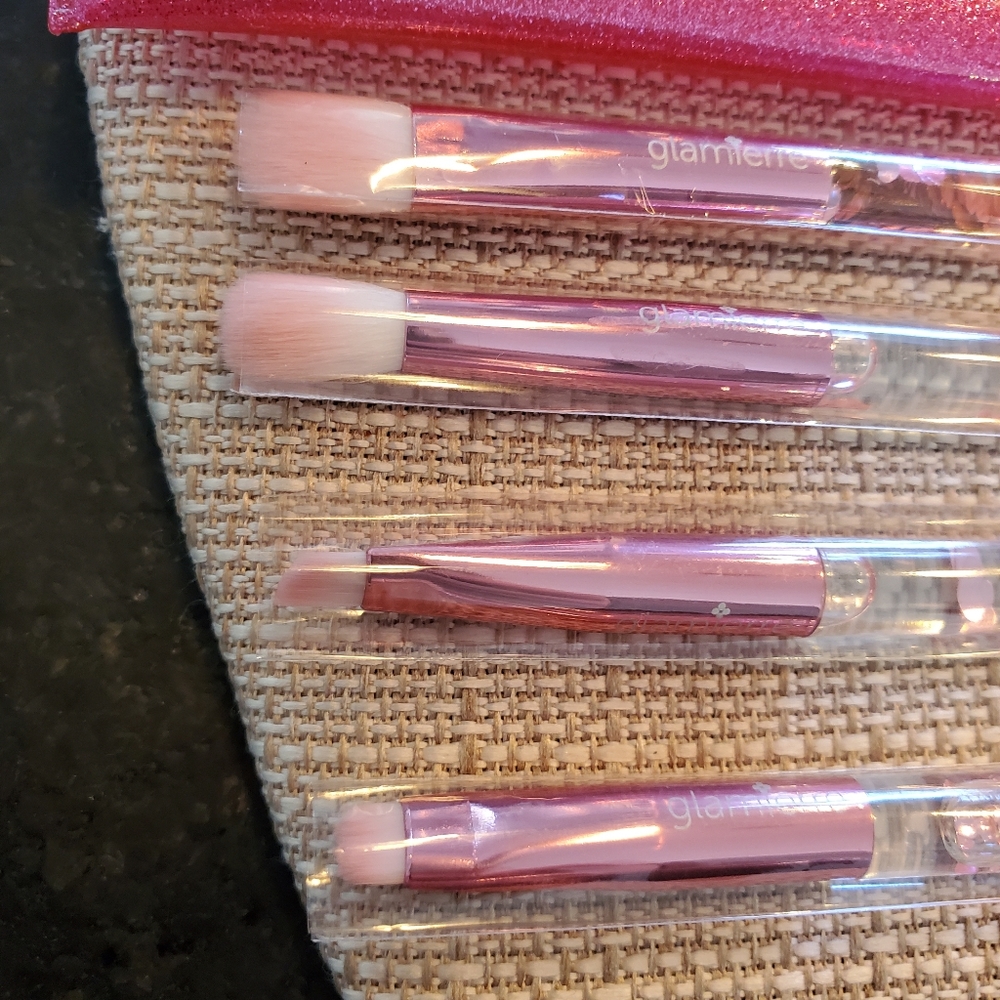 Glamierre Pink Luxe Glitter Eye Brush Collection - set of 4 with travel case - Picture 2 of 3